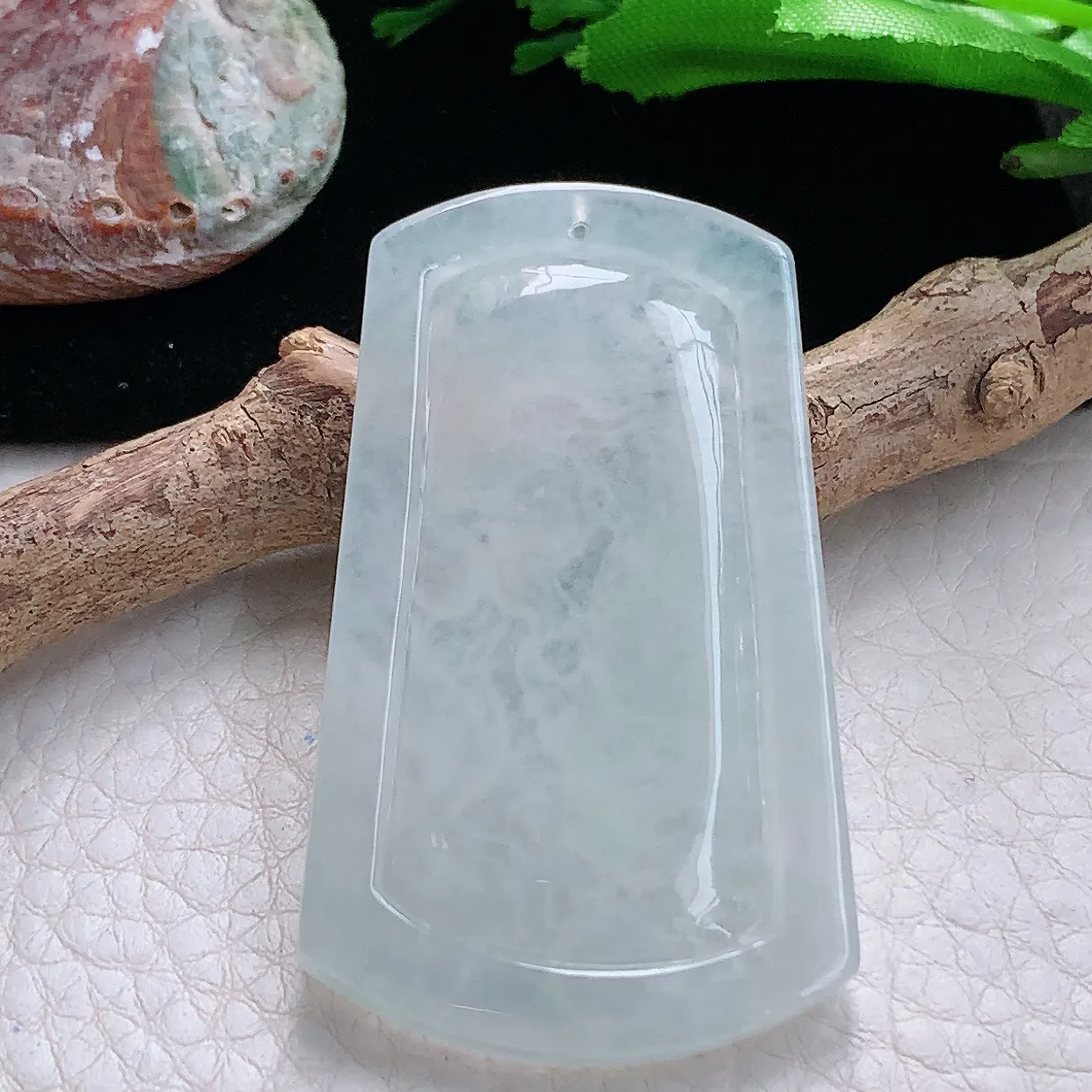 ktj实拍53.5*31.2*5.5天然翡翠a货精雕龙牌 龙行天下玉吊坠