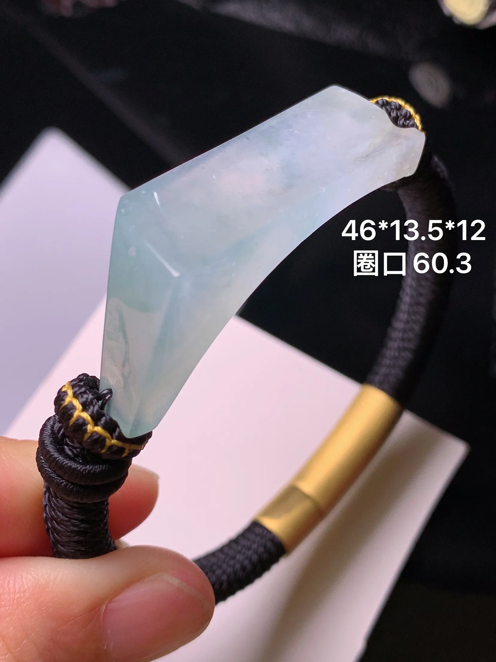 冰种随形手牌 玉质细腻 水润亮眼 色泽艳丽 整体尺寸46*13.5*12