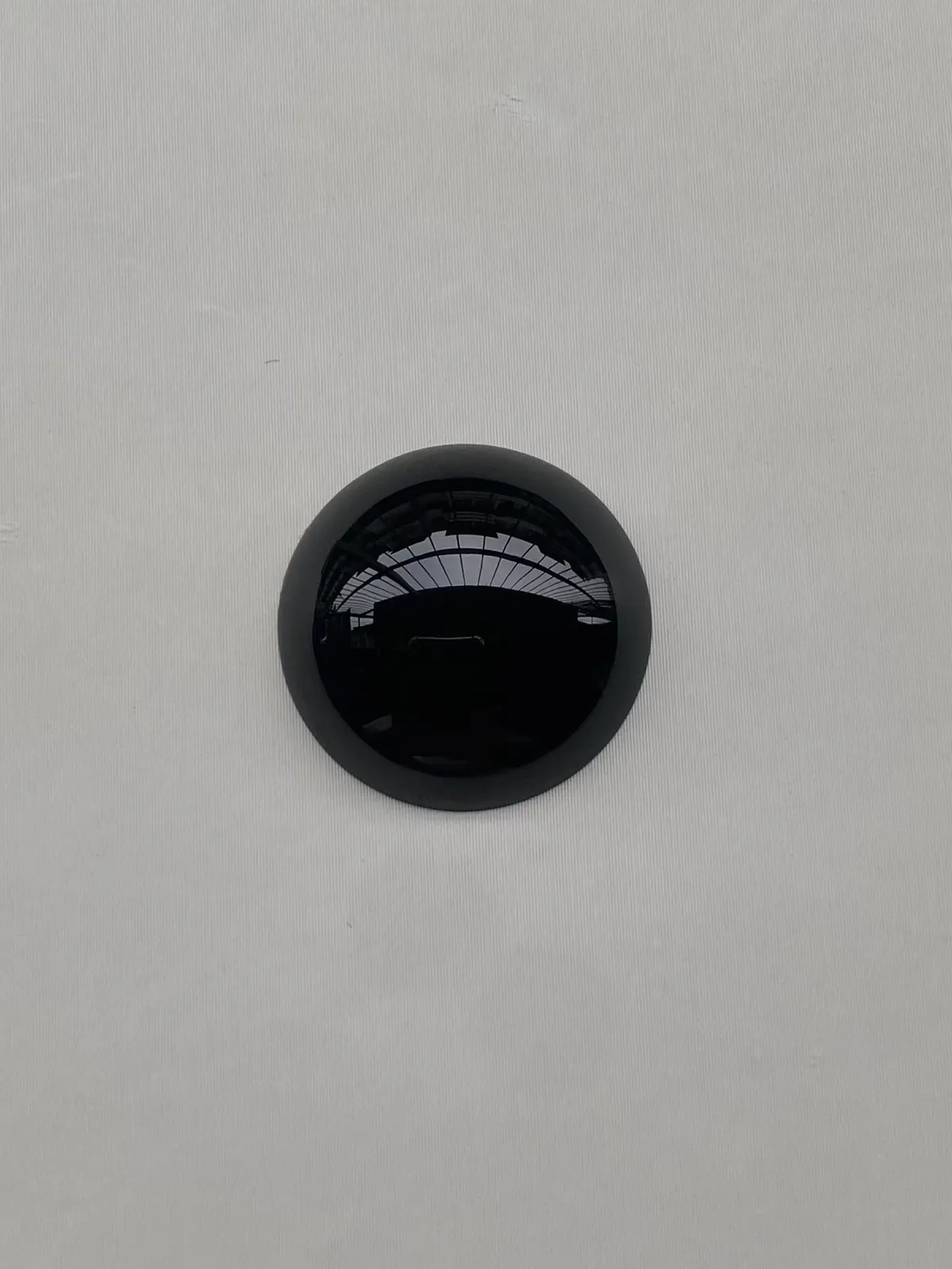 墨翠【鸽子蛋】细腻干净，黑度好、性价比高，雕工精湛，打灯透绿‘