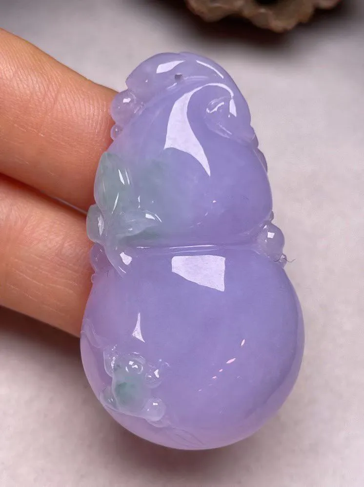 冰糯种紫罗兰【葫芦】吊坠，种水好，玉质细腻 ，卖相好