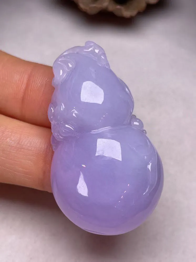 冰糯种紫罗兰【葫芦】吊坠，种水好，玉质细腻 ，卖相好