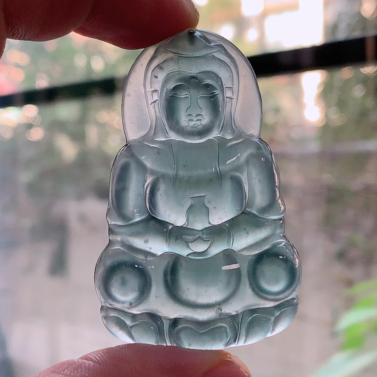 gp实拍59*38.3*4.8天然翡翠a货冰蓝正庄观音 玉观音玉吊坠