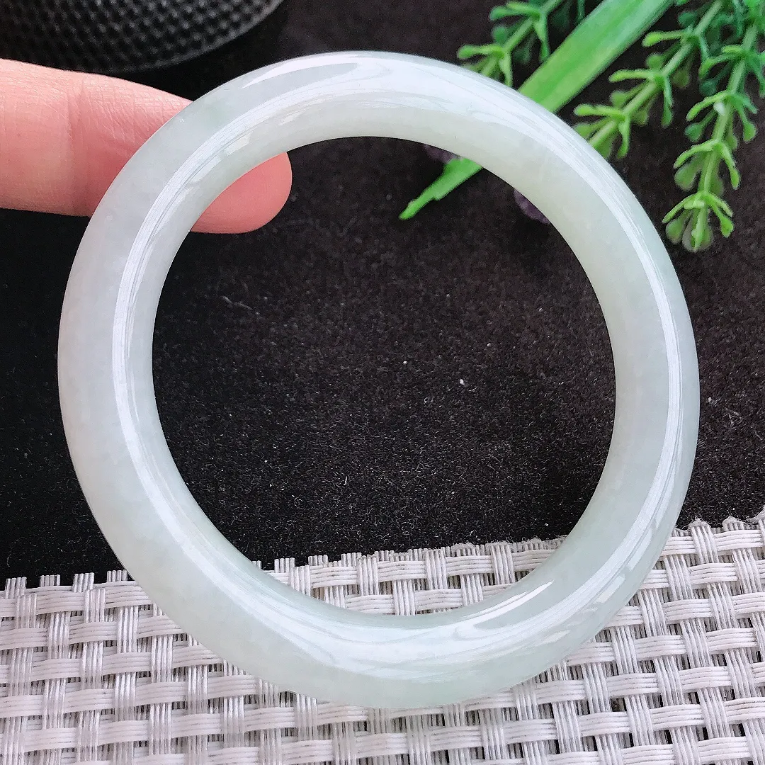 天然A货翡翠56.5/9.5/9.7老坑秀气冰润冰晴底圆条手镯玉镯