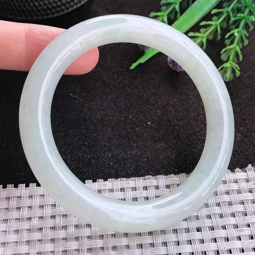 天然A货翡翠56.5/9.5/9.7老坑秀气冰润冰晴底圆条手镯玉镯