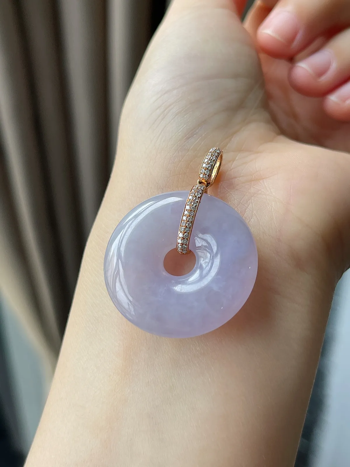 18k金镶嵌翡翠冰糯种紫色平安扣