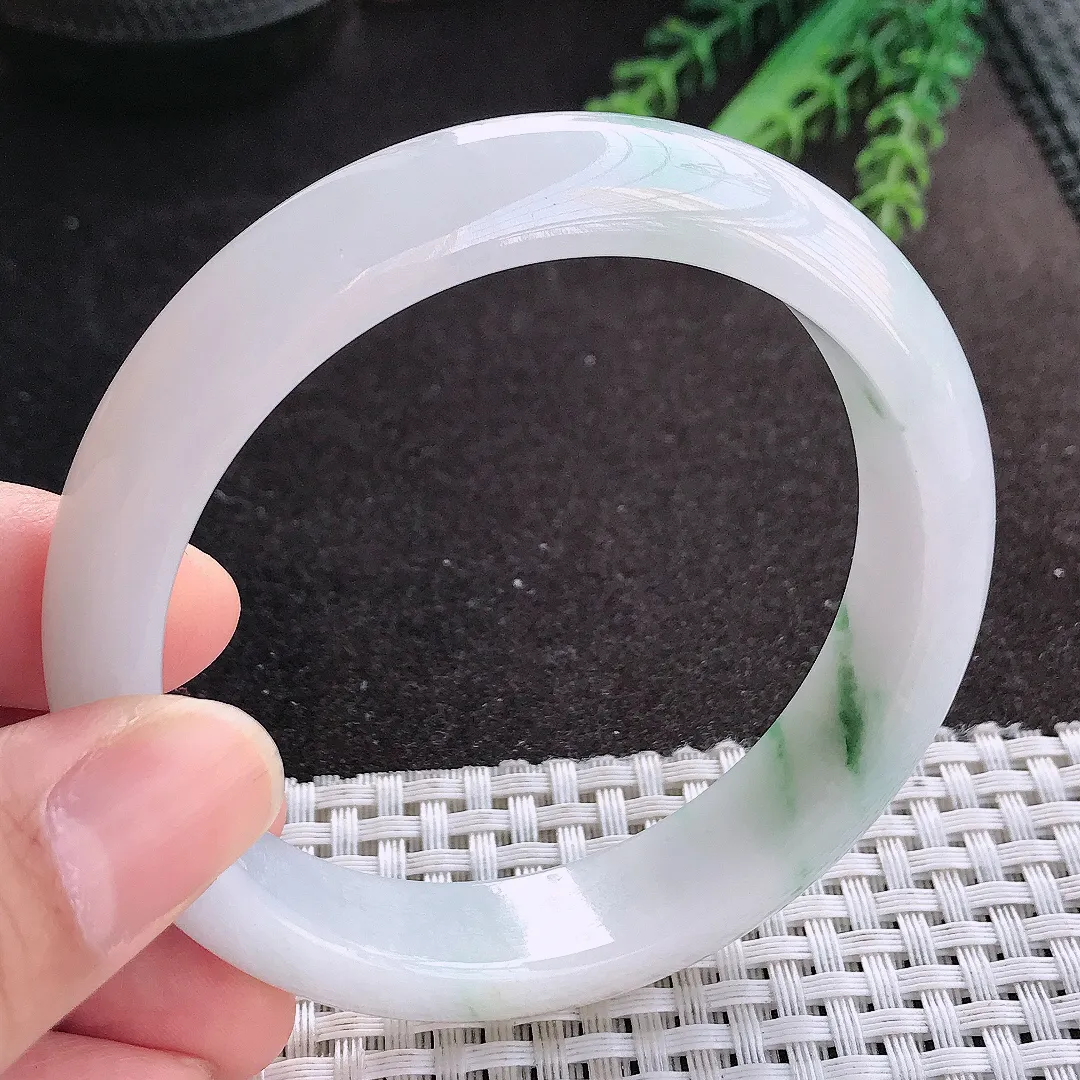 天然A货翡翠59/13.6/8.3老坑冰润水灵飘花手镯宽边玉镯