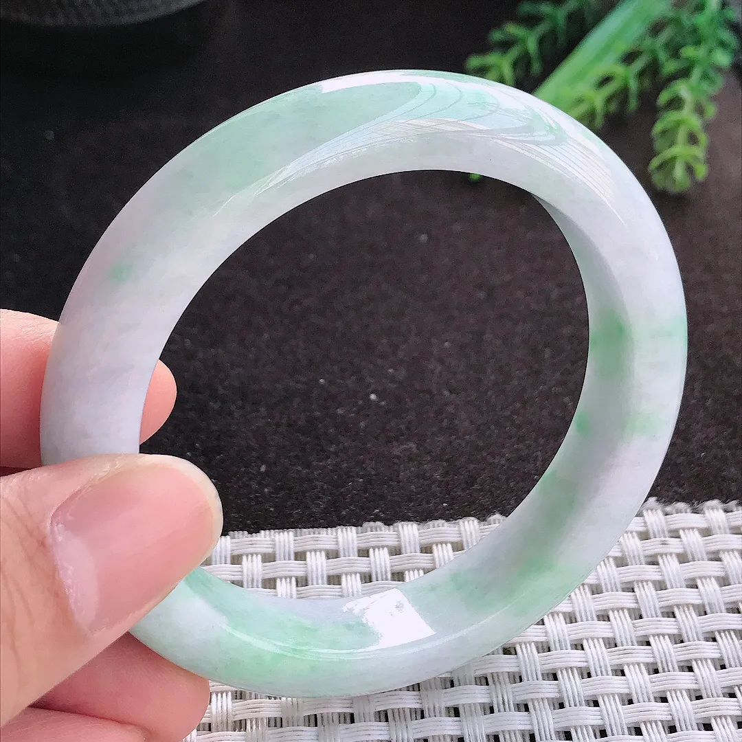 天然A货翡翠55.5/12.6/9老坑秀气温润飘花手镯宽边玉镯