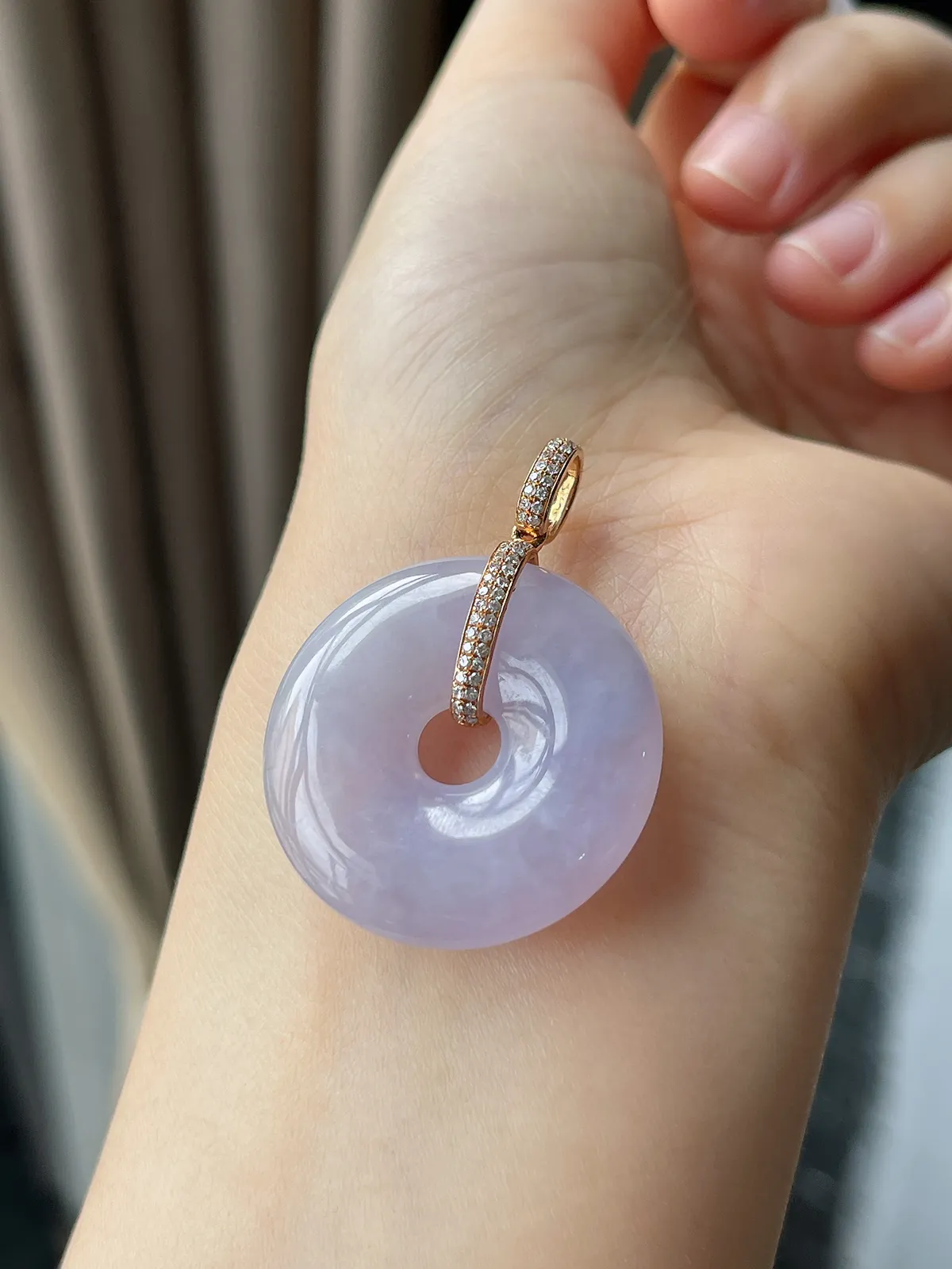 18k金镶嵌翡翠冰糯种紫色平安扣