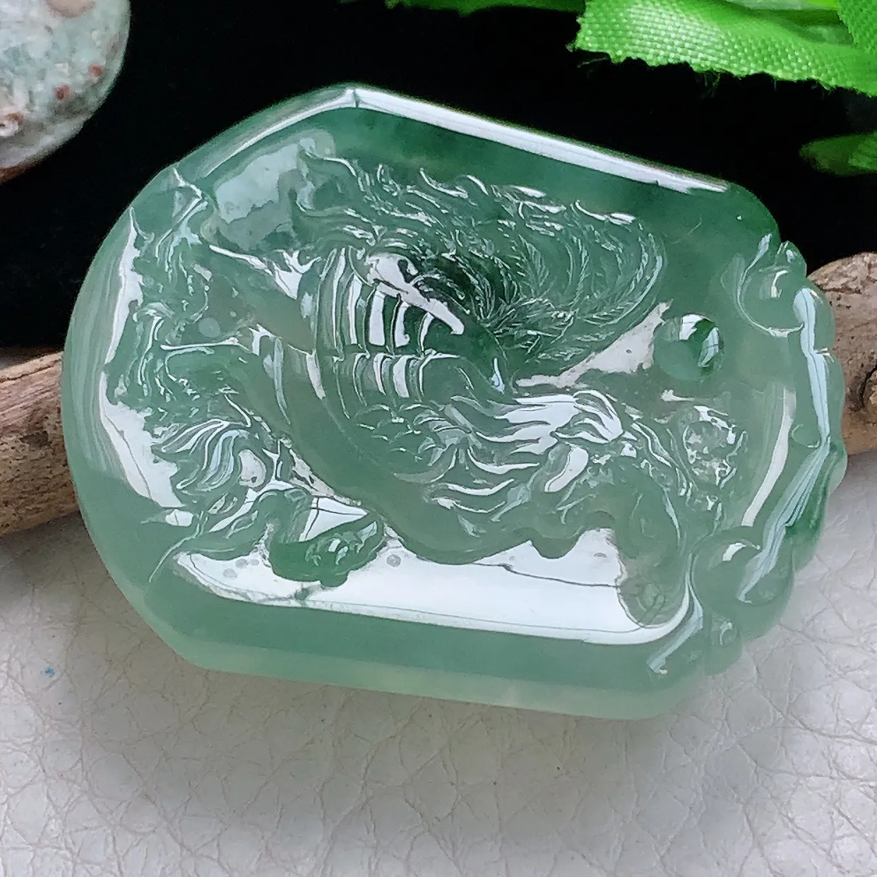 ktj实拍47.5*41.5*5天然翡翠a货精雕冰晴飘花金鸡独立 生肖鸡玉吊坠