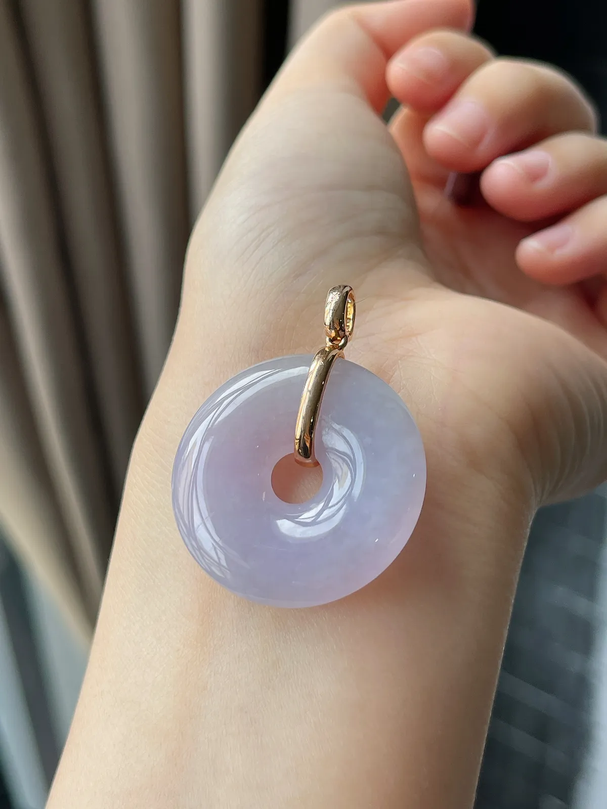 18k金镶嵌翡翠冰糯种紫色平安扣