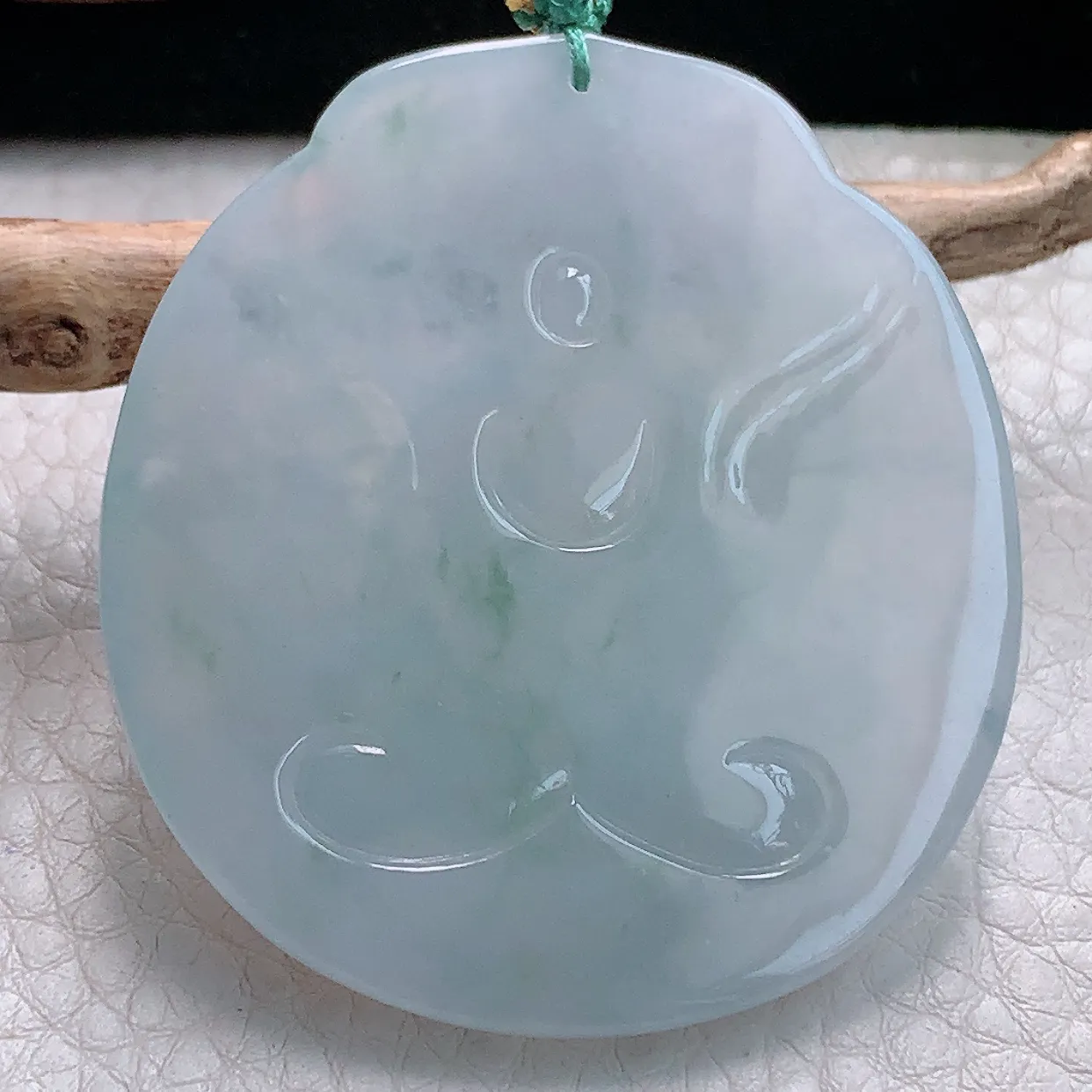 yn实拍52*46.5*5.3缅甸天然翡翠千手观音吊坠冰透生肖守护神菩萨玉坠