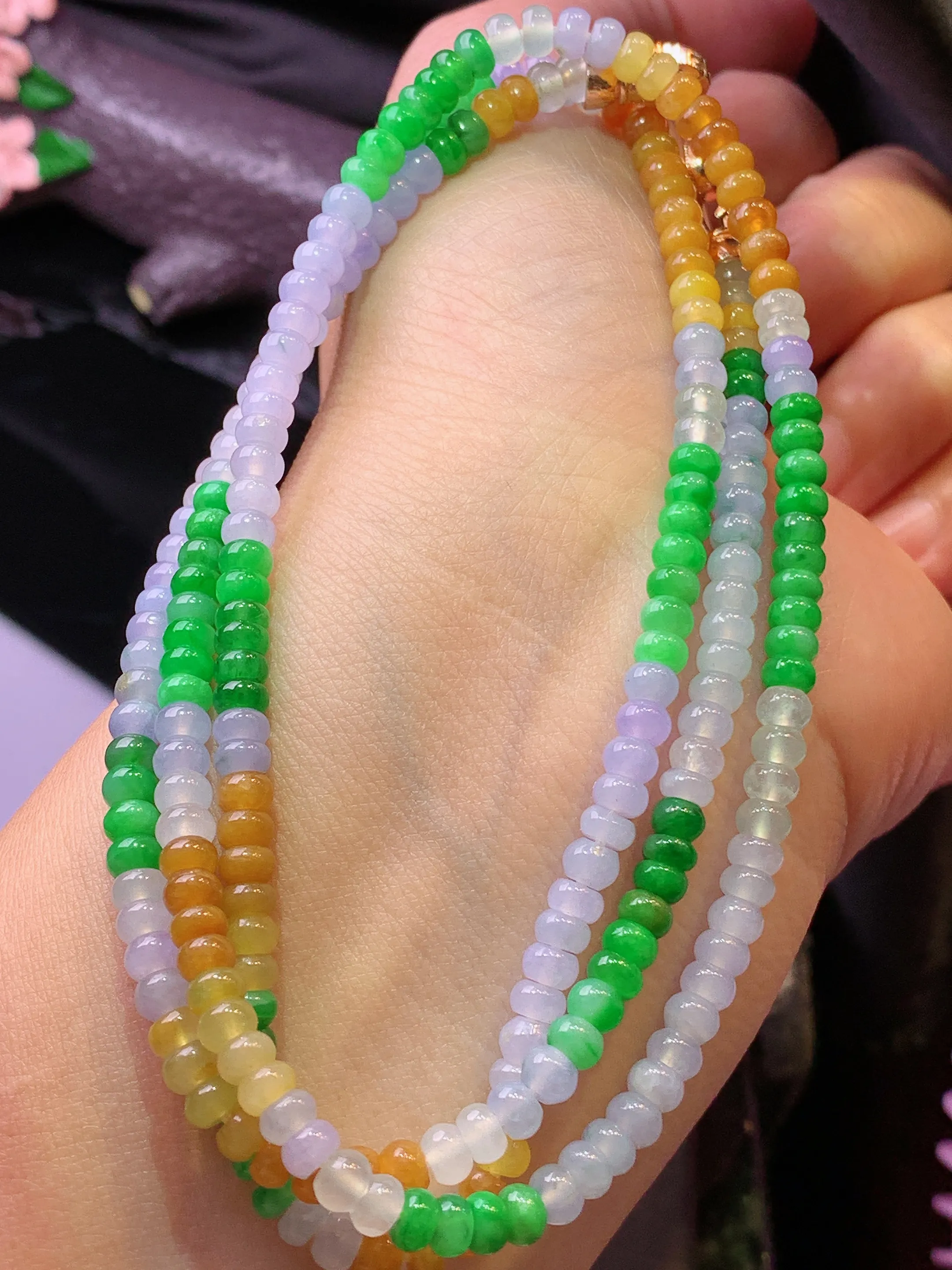 多彩算盘珠项链 玉质细腻 水润亮眼 色泽艳丽 整体尺寸4.2*2.8