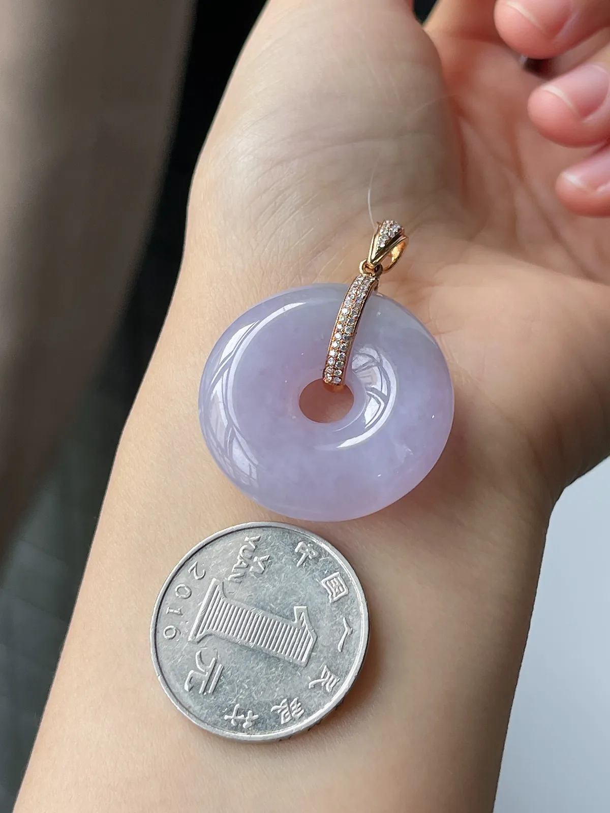 18k金镶嵌翡翠冰糯种紫色平安扣