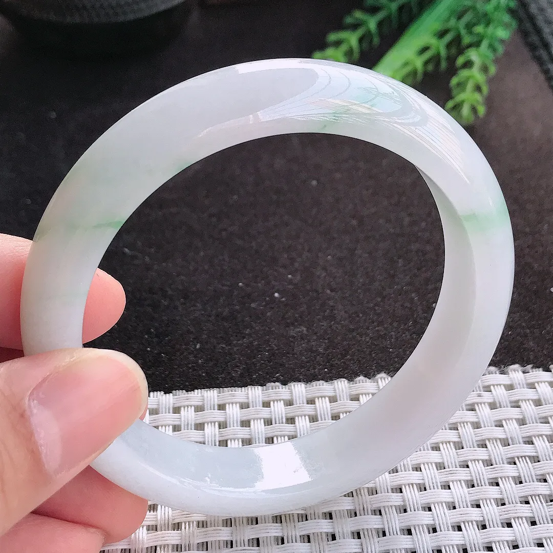 天然A货翡翠59/13.6/8.3老坑冰润水灵飘花手镯宽边玉镯