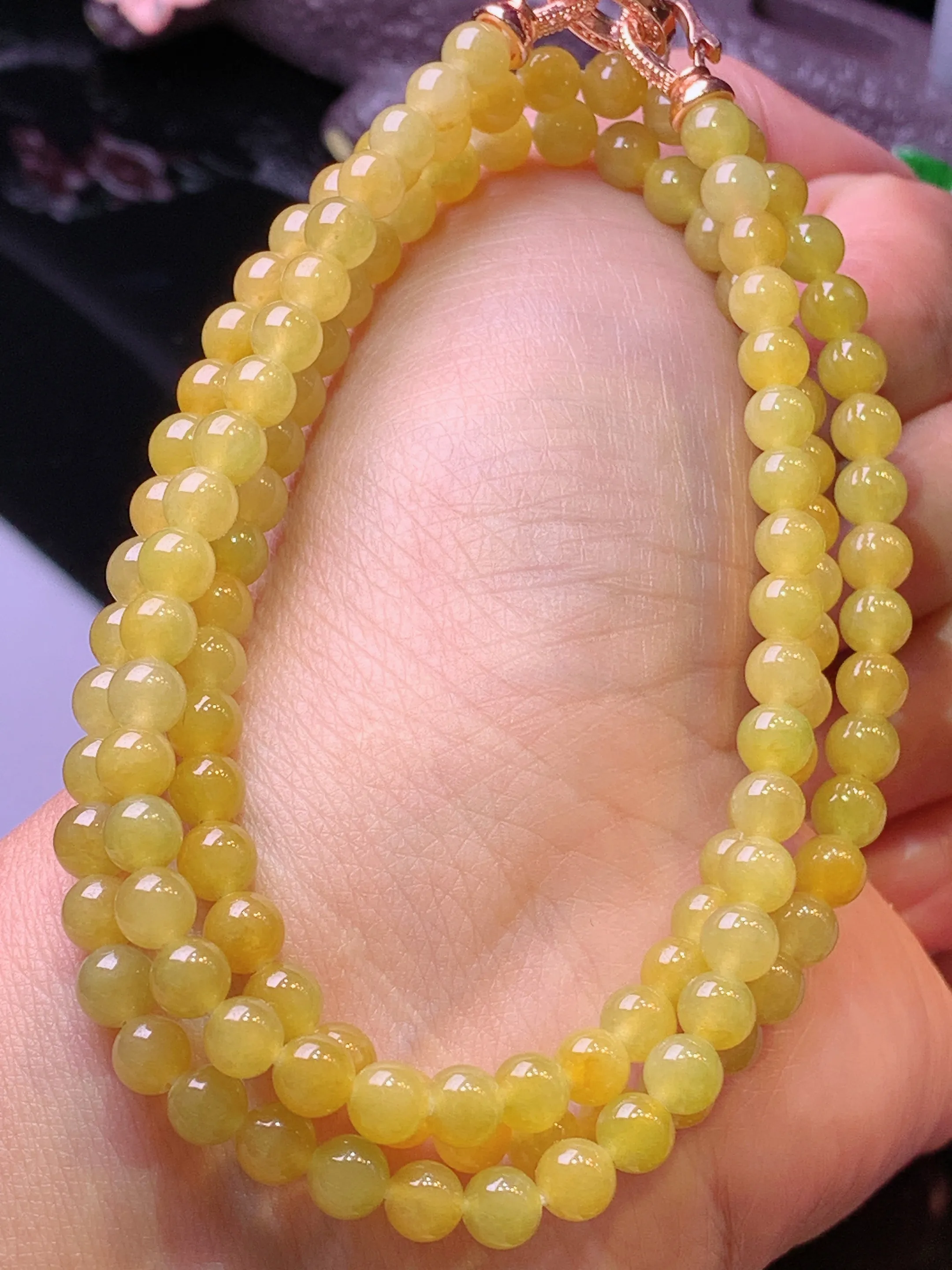 黄翡圆珠项链 玉质细腻 水润亮眼 色泽艳丽 整体尺寸5