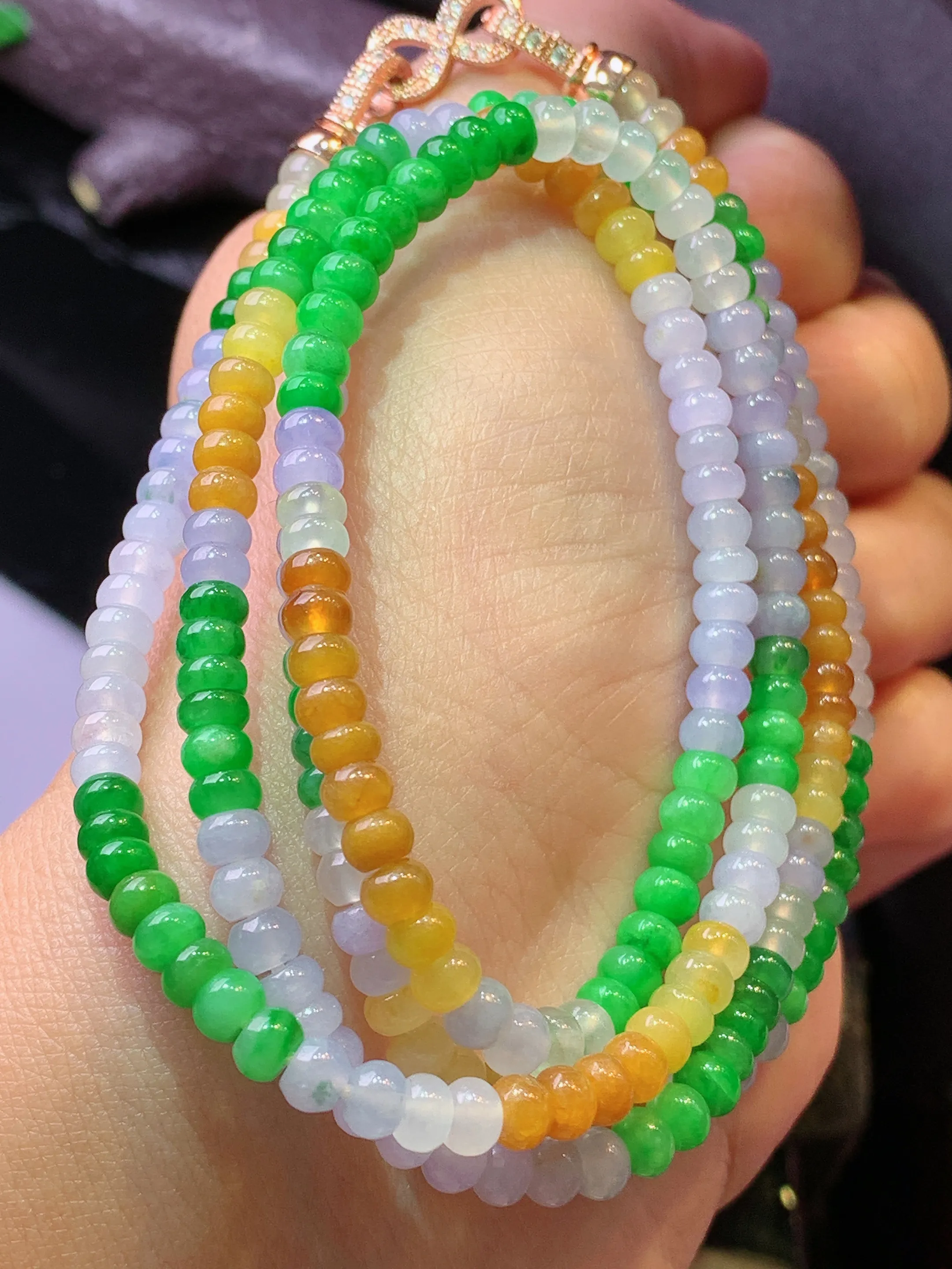 多彩算盘珠项链 玉质细腻 水润亮眼 色泽艳丽 整体尺寸4.2*2.8