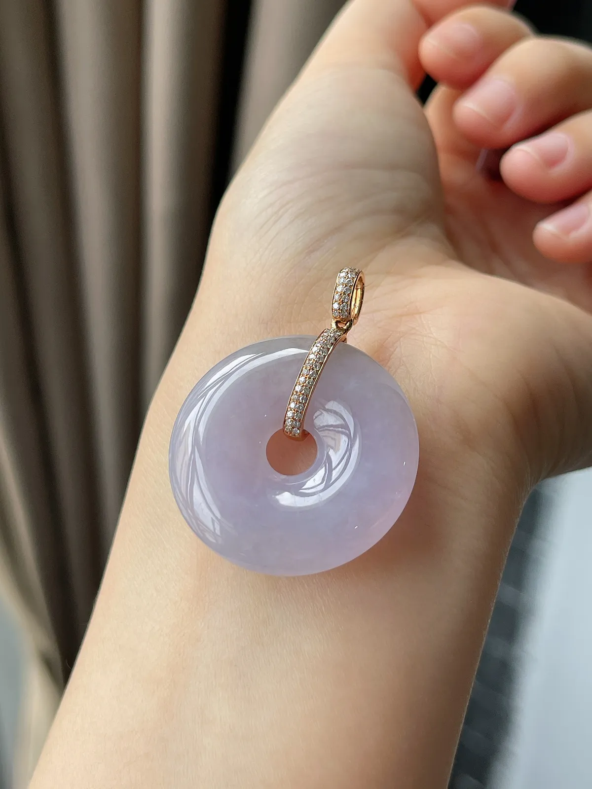 18k金镶嵌翡翠冰糯种紫色平安扣