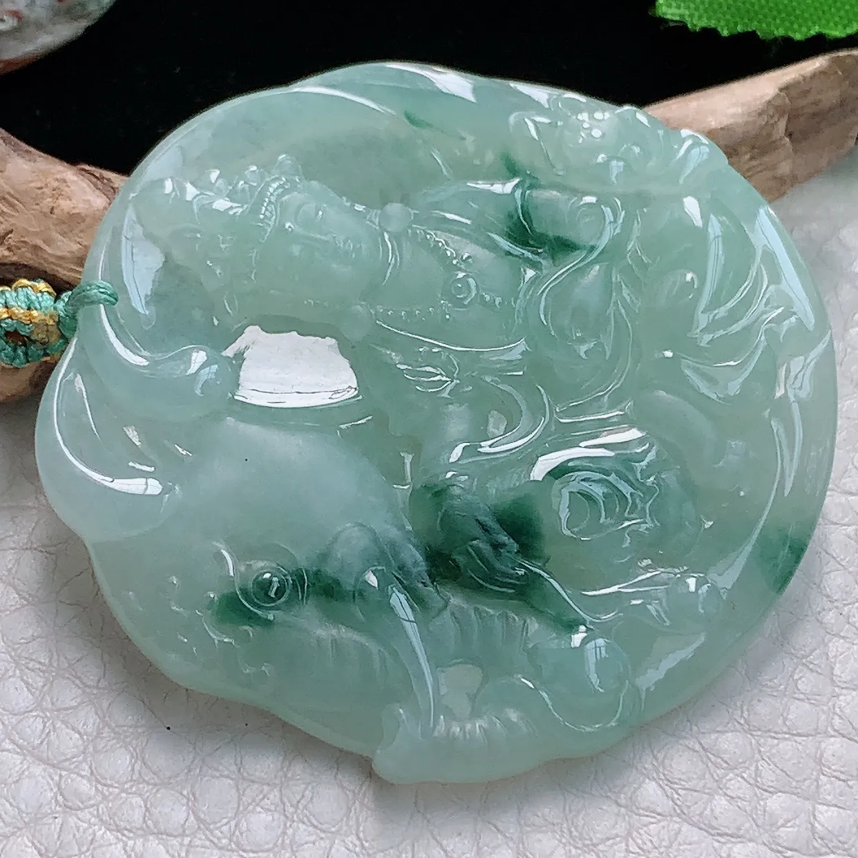 yn实拍52*5.3缅甸天然翡翠菩贤观音菩萨吊坠冰透飘花生肖守护神