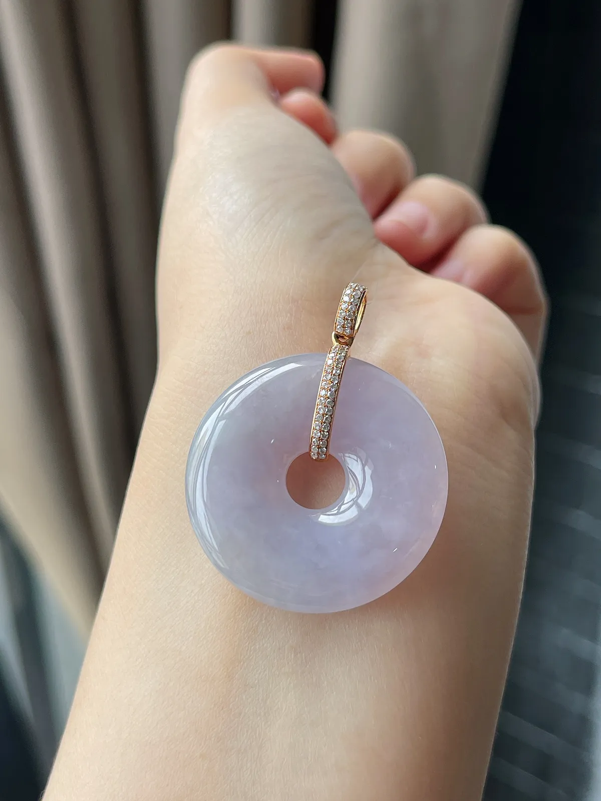 18k金镶嵌翡翠冰糯种紫色平安扣