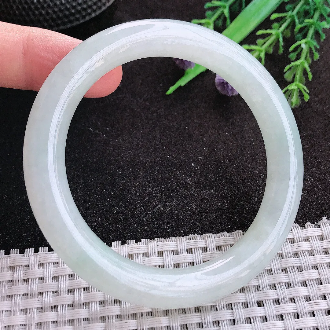 天然A货翡翠56.5/9.5/9.7老坑秀气冰润冰晴底圆条手镯玉镯