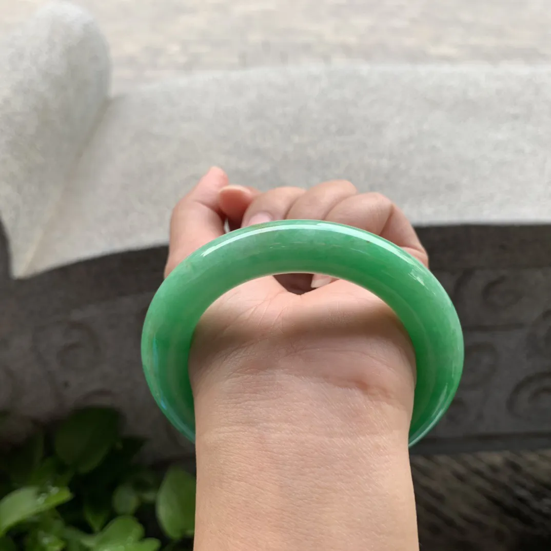 圈口55.8-11.5 【满阳绿圆条手镯】圆条55 56可戴