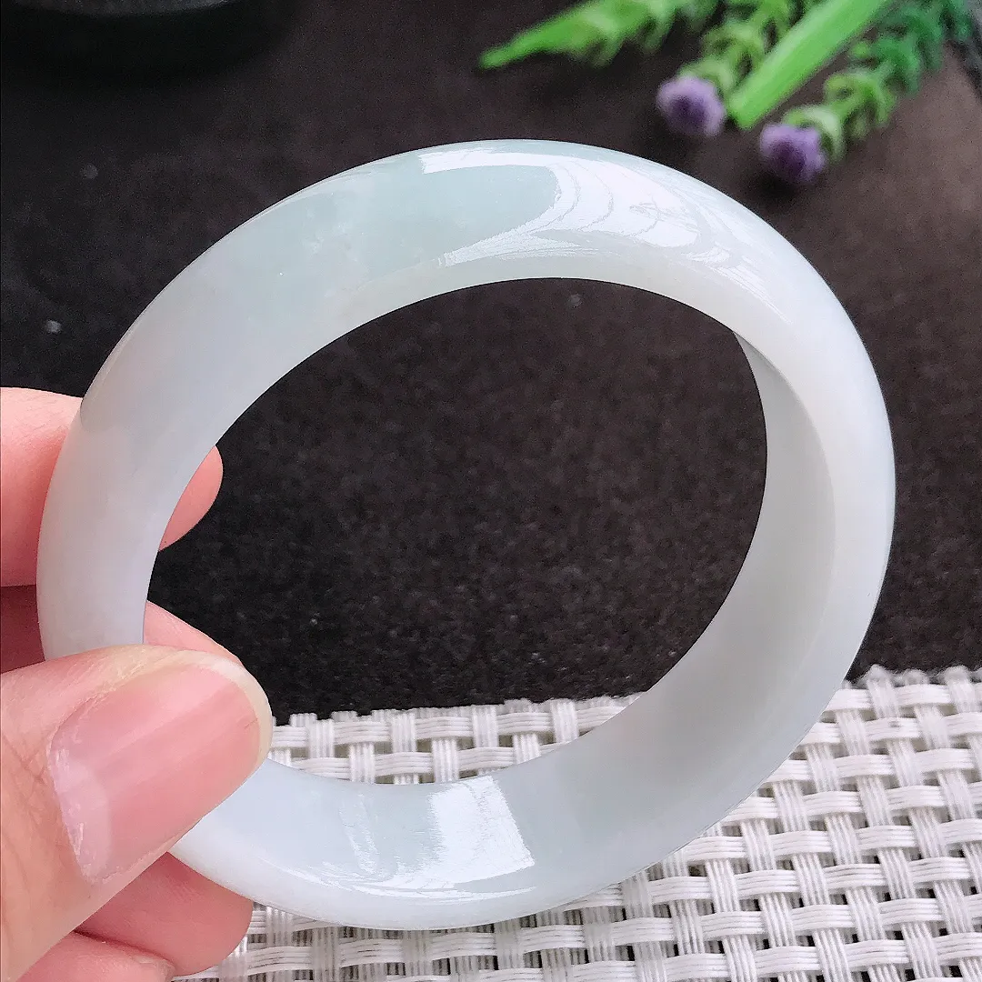 天然A货翡翠56.8/15.9/7.8老坑秀气温润轮胎手镯宽边玉镯