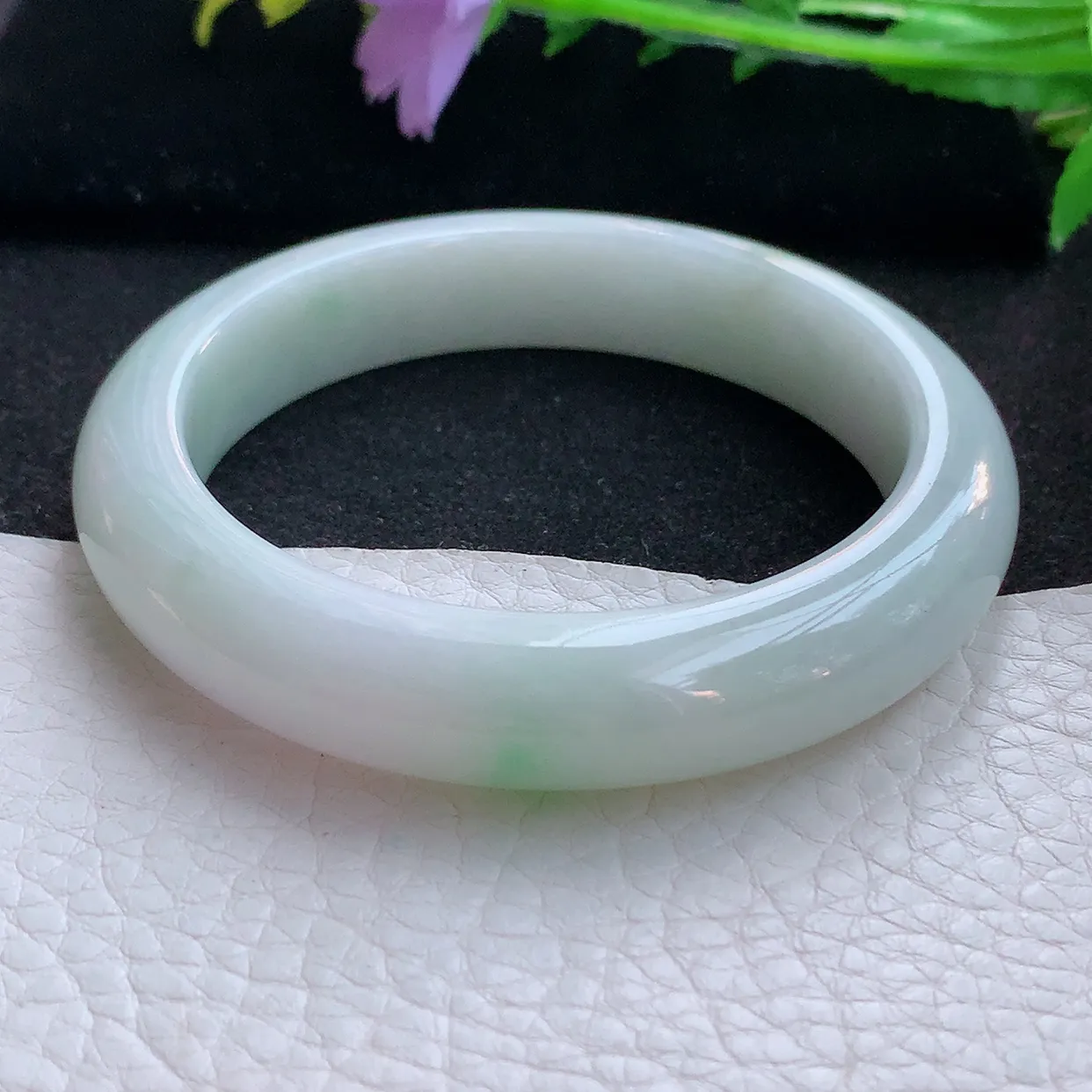 xx自然光57.5*12.8*9平安镯 翡翠a货玉手镯淡春带彩宽边珠宝玉手环