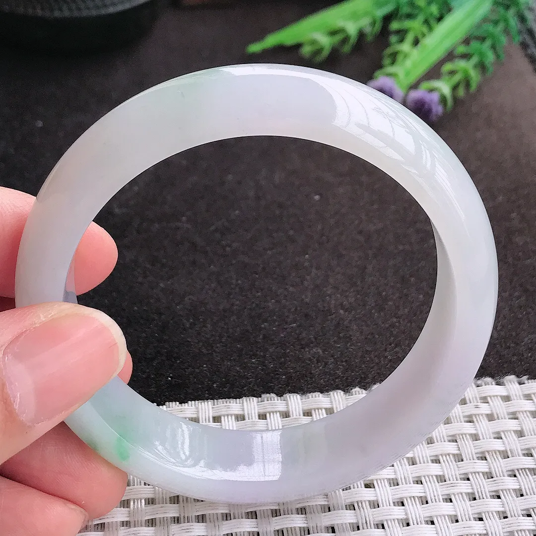 天然A货翡翠57.5/14.9/8.1老坑冰润水灵飘绿手镯宽边玉镯