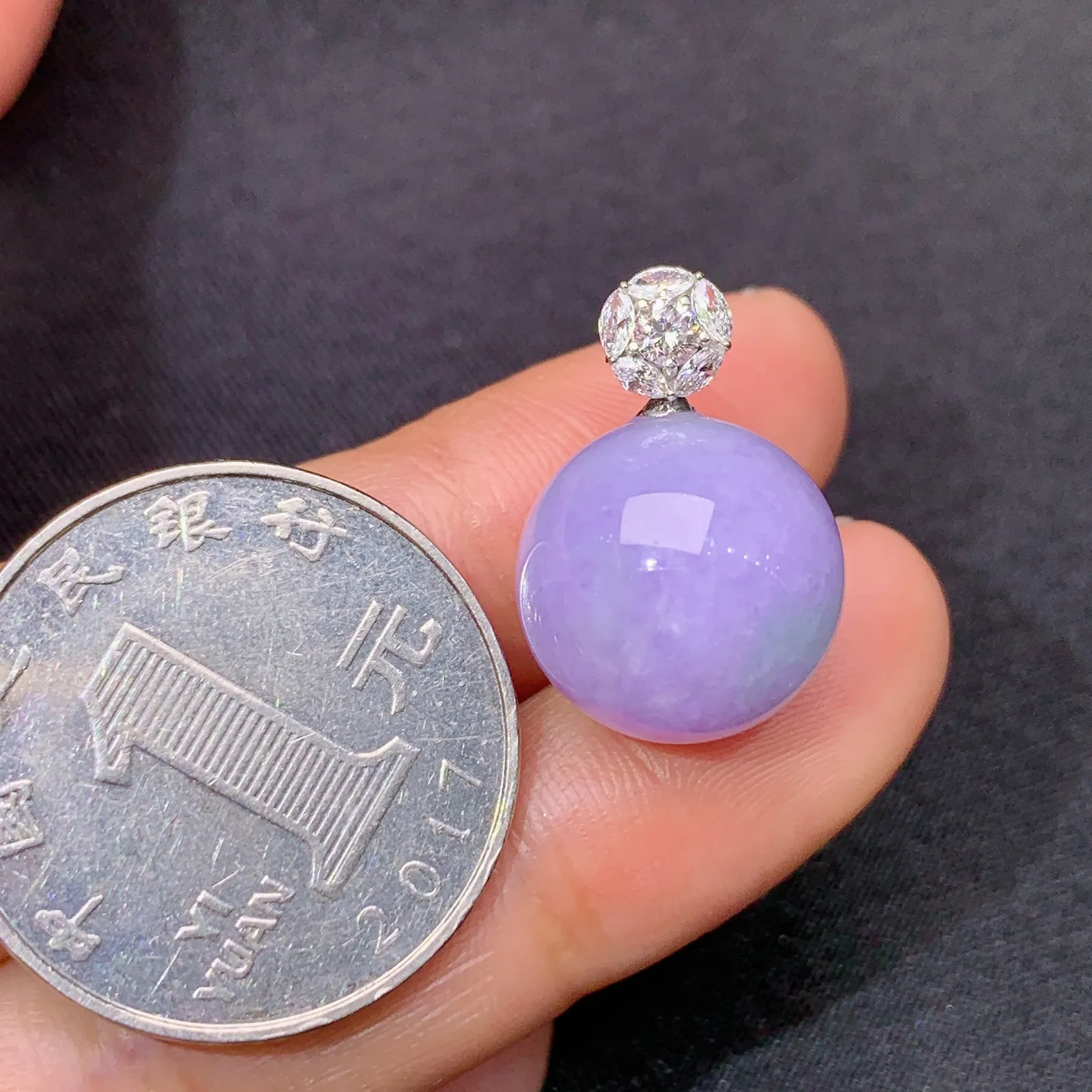 紫罗兰圆珠吊坠，18k金镶嵌，温润细腻，颜色浓郁 cy 尺寸20*13.8