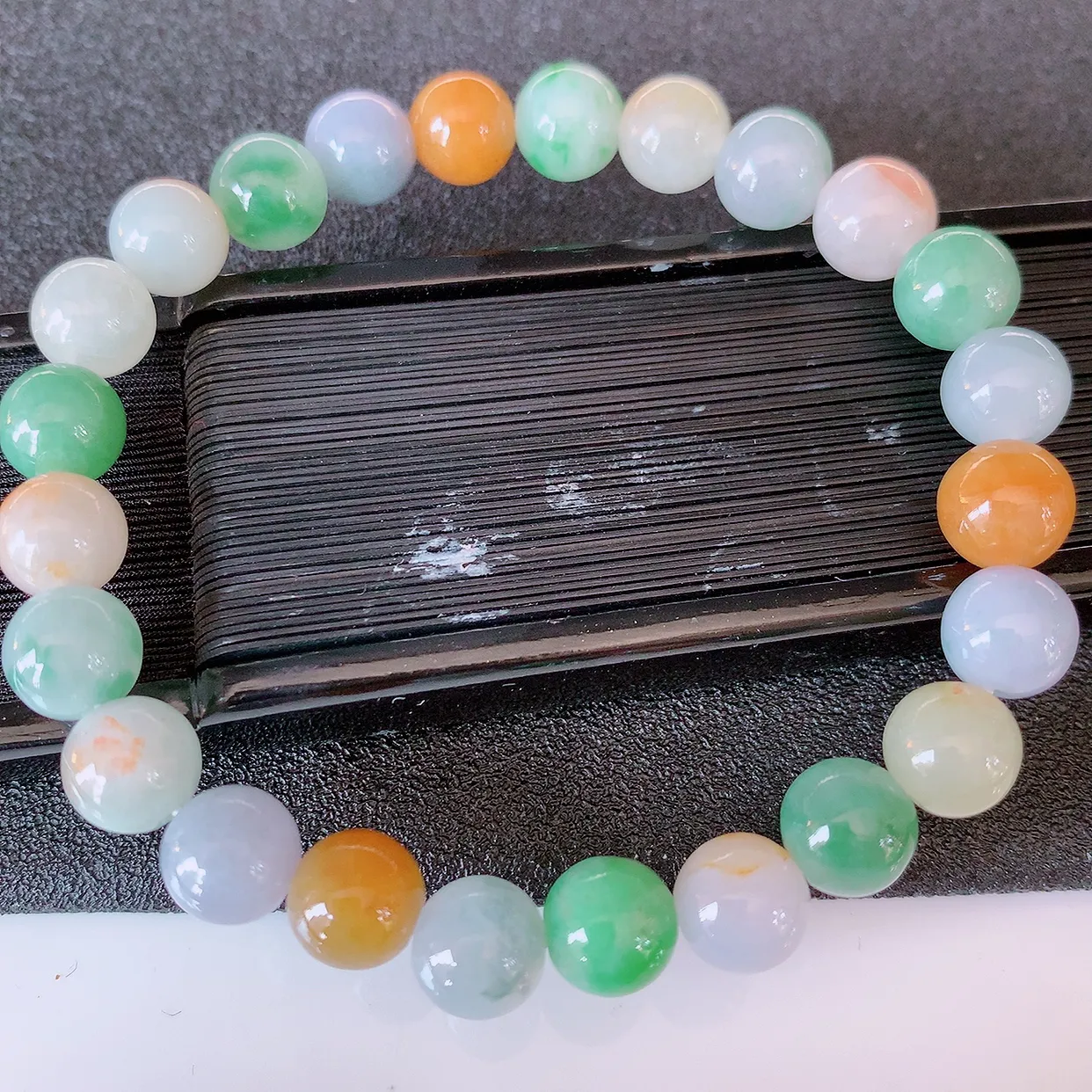 自然光实拍，冰润多宝翡翠手链，多彩翡翠手串，颜色丰富，料子细腻，高档大气，自戴送礼佳品！#46.7取