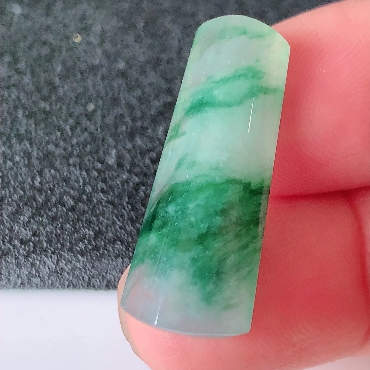 自然光实拍，冰种飘花翡翠无事柱吊坠，翡翠平安无事牌，精致时尚，无事牌品相正，平平安安 #01.11