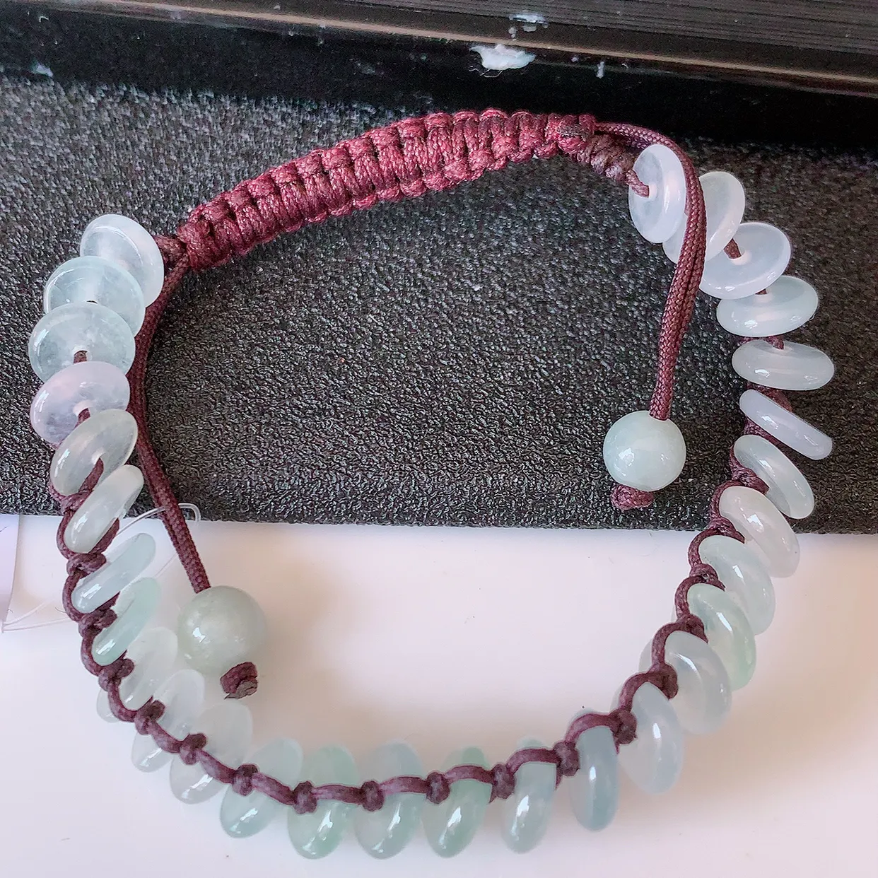 自然光实拍，冰种翡翠平安扣手串手链，种老水足，冰清玉润  颜色漂亮  #49.7取一尺寸6.8