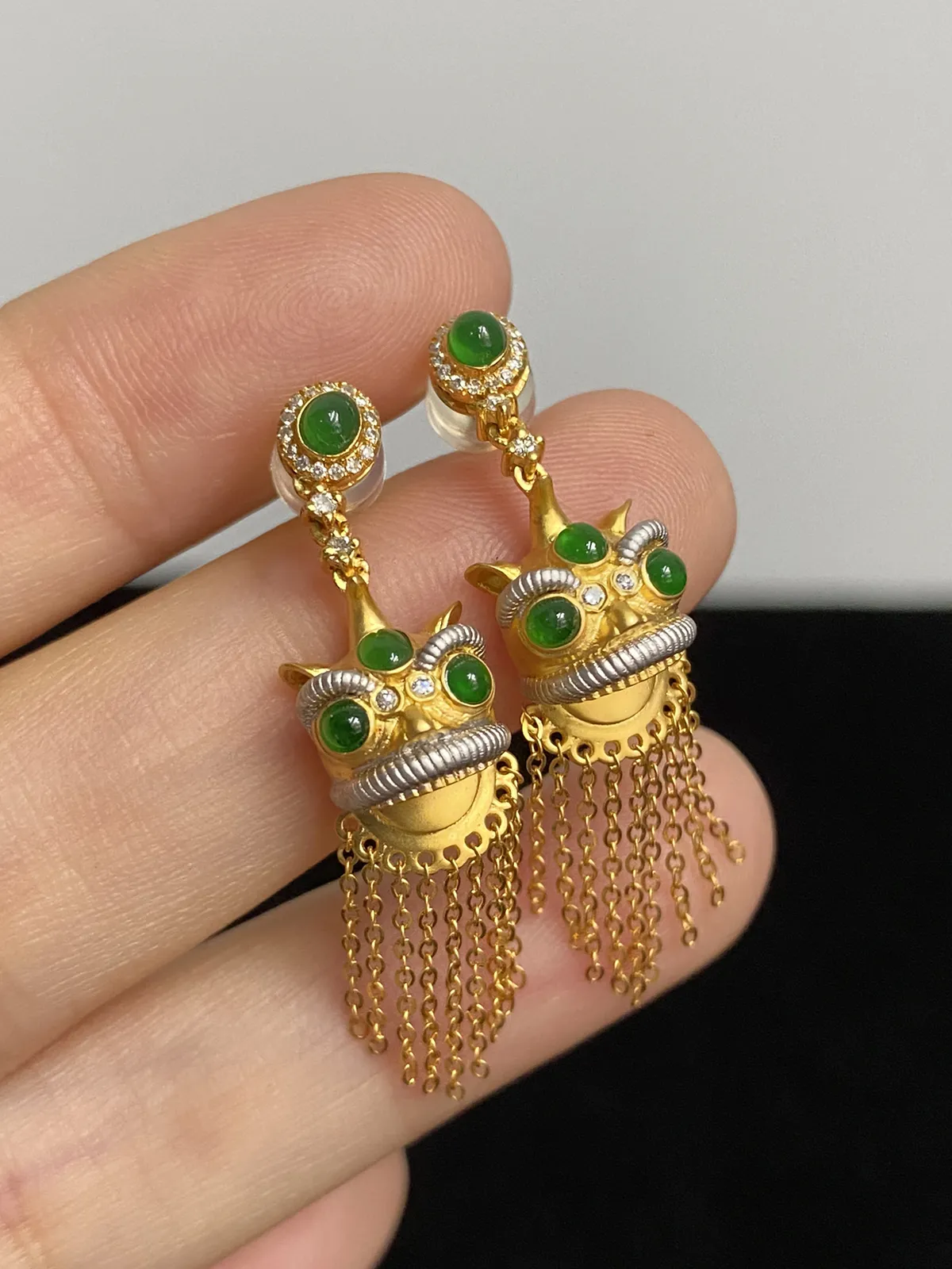 翡翠耳坠，印记：G18K,伴钻石