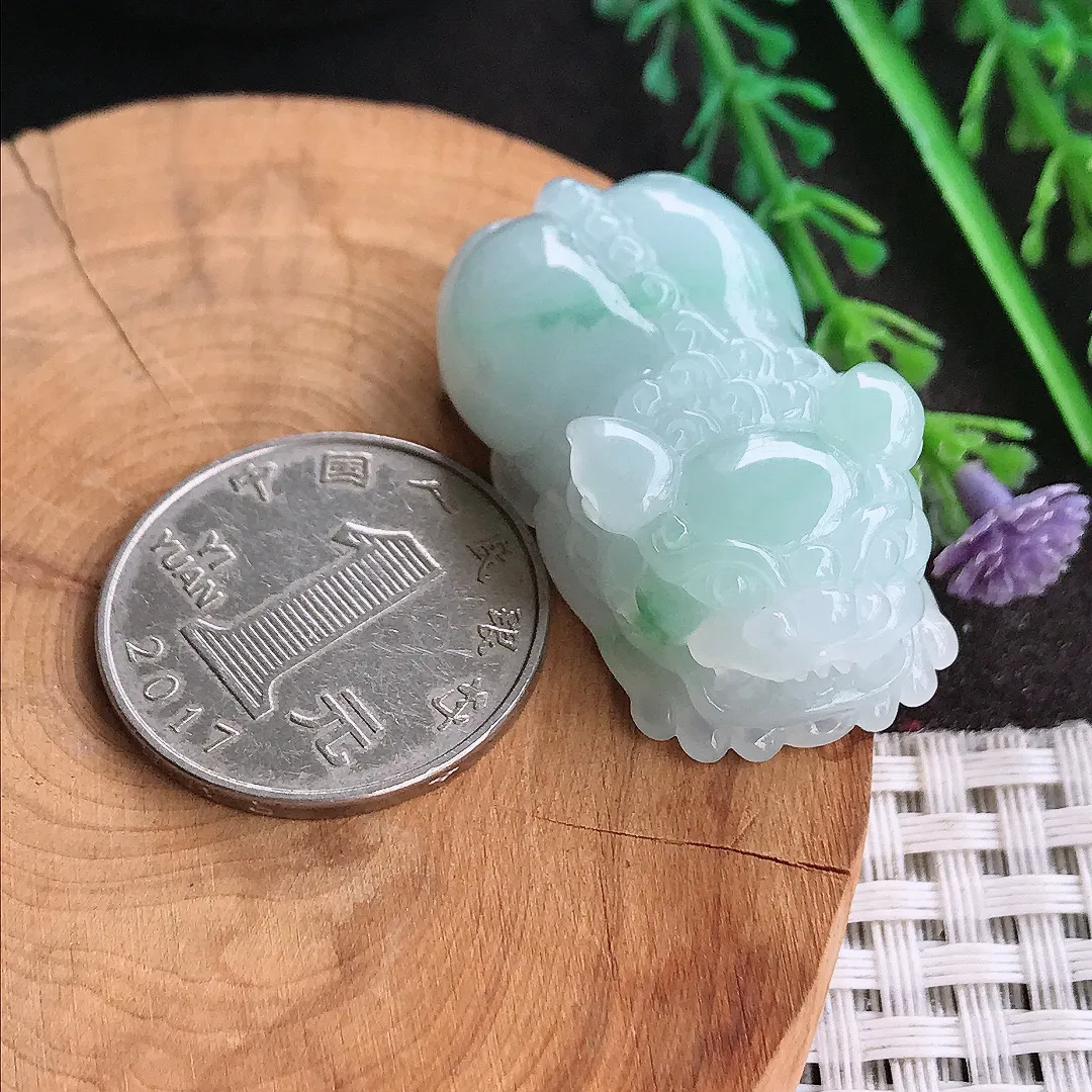 天然A货翡翠37.5/21/12.8老坑秀气冰润飘花貔貅吊坠翡翠挂件