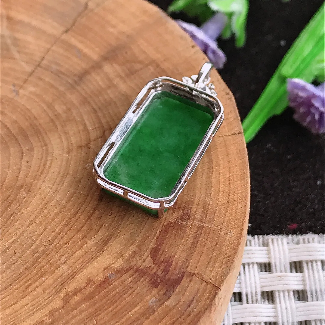 天然A货翡翠23.4/11/4.9老坑18k金镶嵌满绿无事牌吊坠翡翠挂件