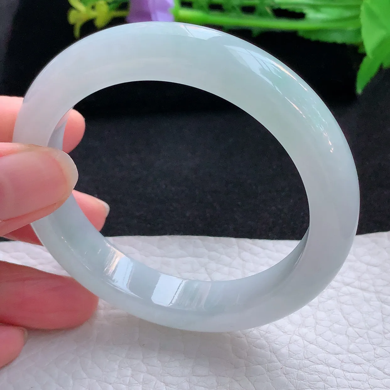 r自然光56.5*12.2*8.8平安镯 翡翠a货玉手镯冰胶宽边珠宝玉手环