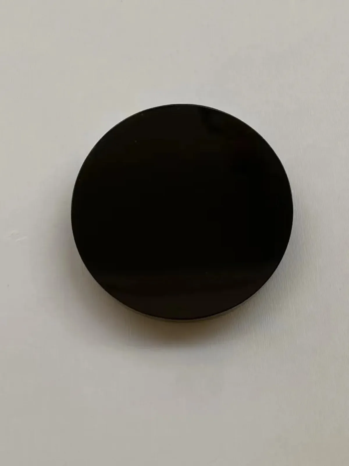 墨翠【平安扣】细腻干净，黑度极黑、性价比高，雕工精湛，打灯透绿.