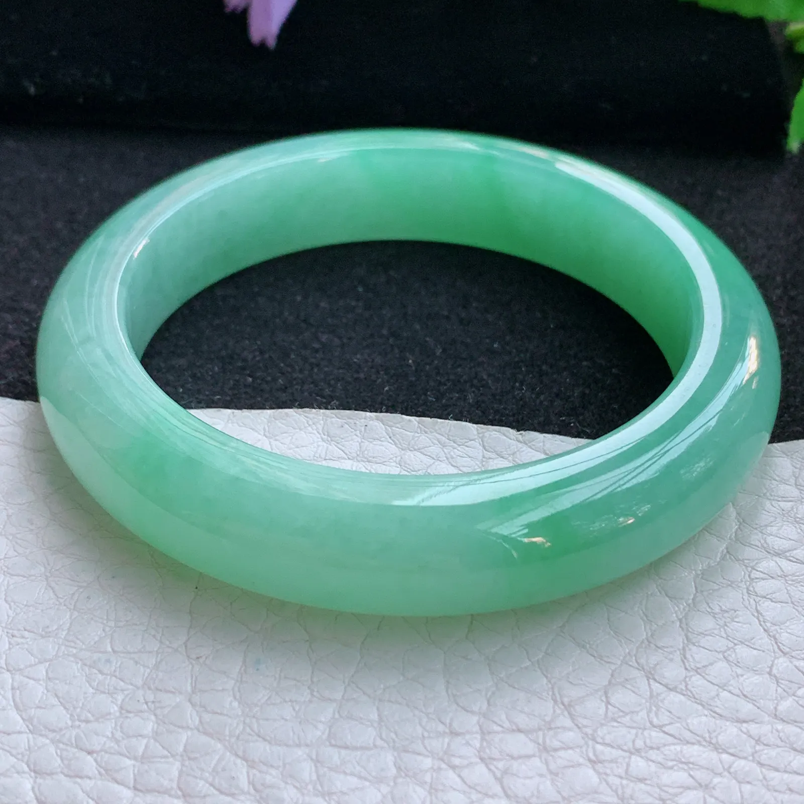 js小圈口53*11.8*9平安镯 翡翠a货玉手镯冰胶满绿宽边珠宝玉手环