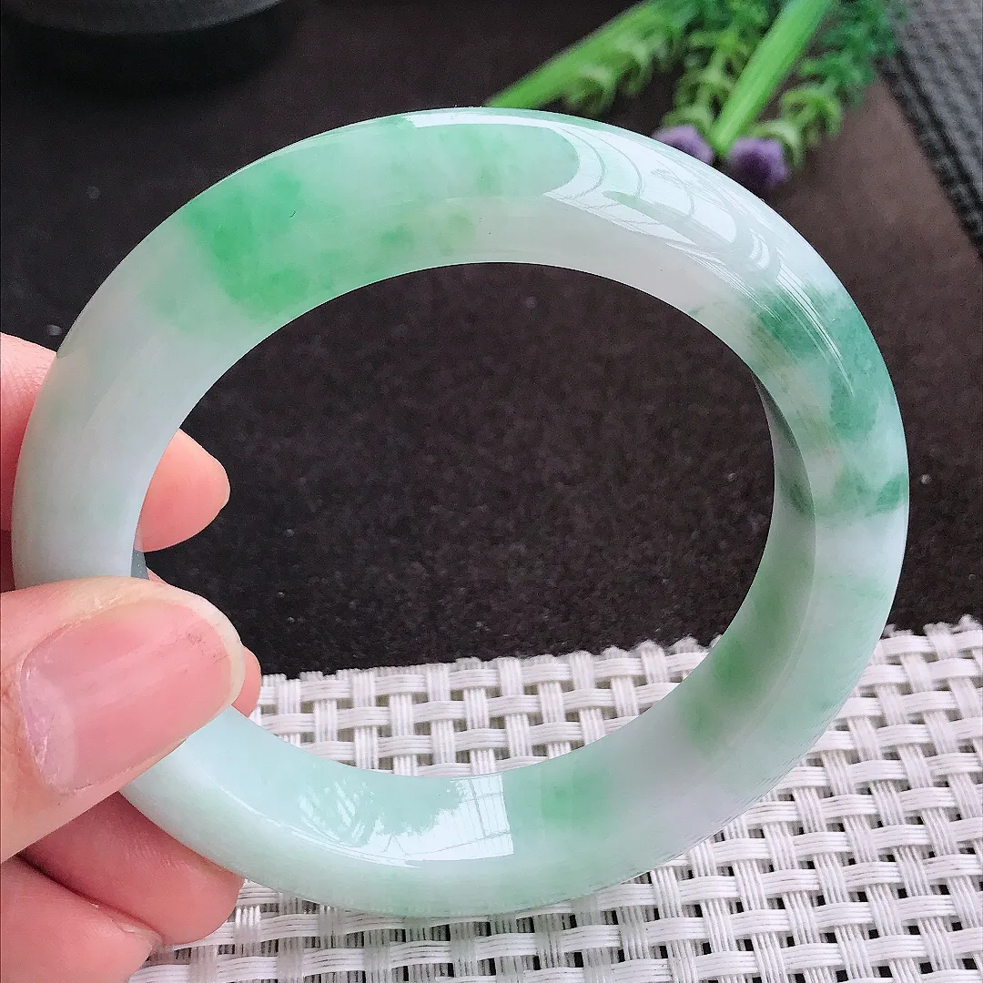 天然A货翡翠58/13.8/1.0.2老坑精美温润飘花手镯宽边玉镯