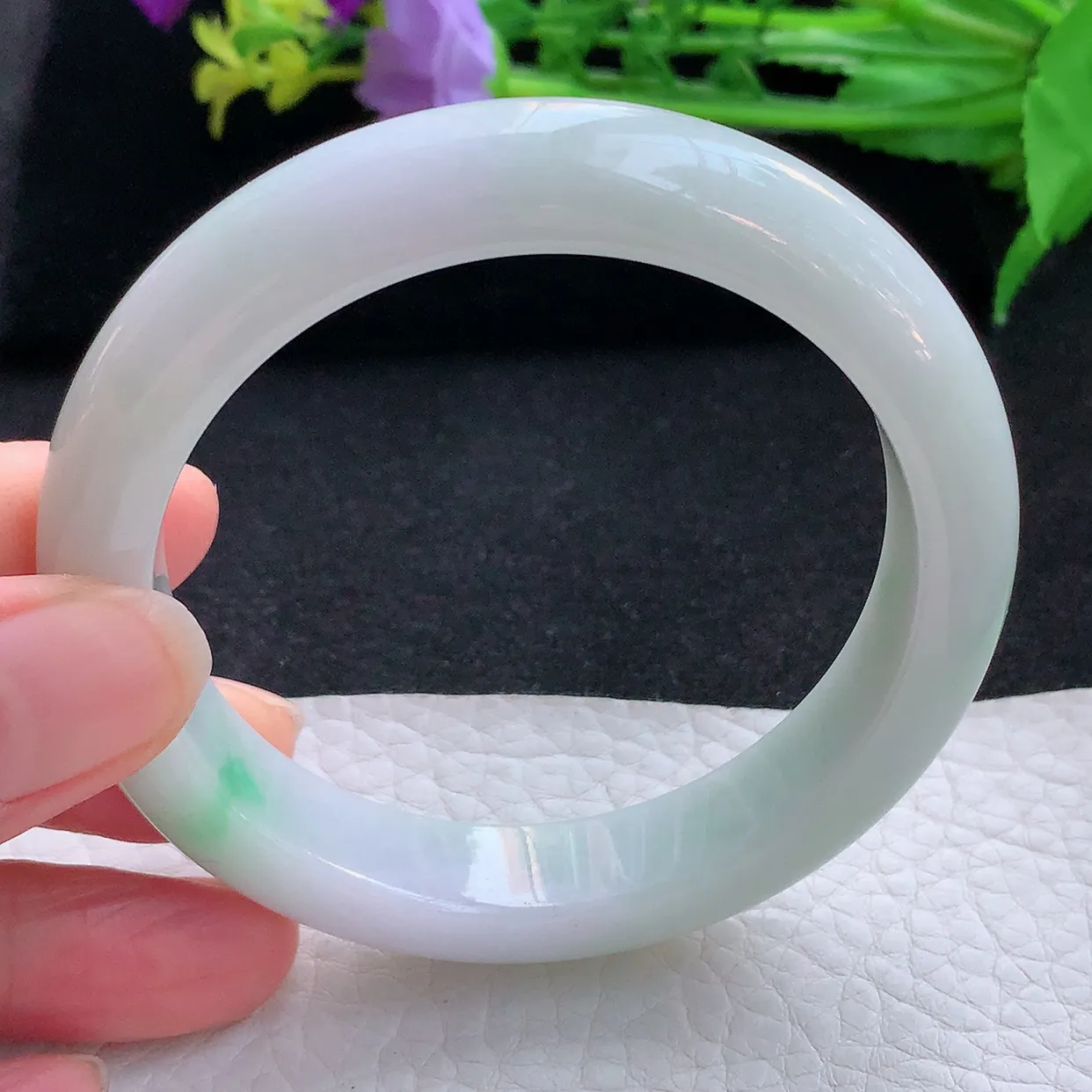 xx自然光57.5*12.8*9平安镯 翡翠a货玉手镯淡春带彩宽边珠宝玉手环