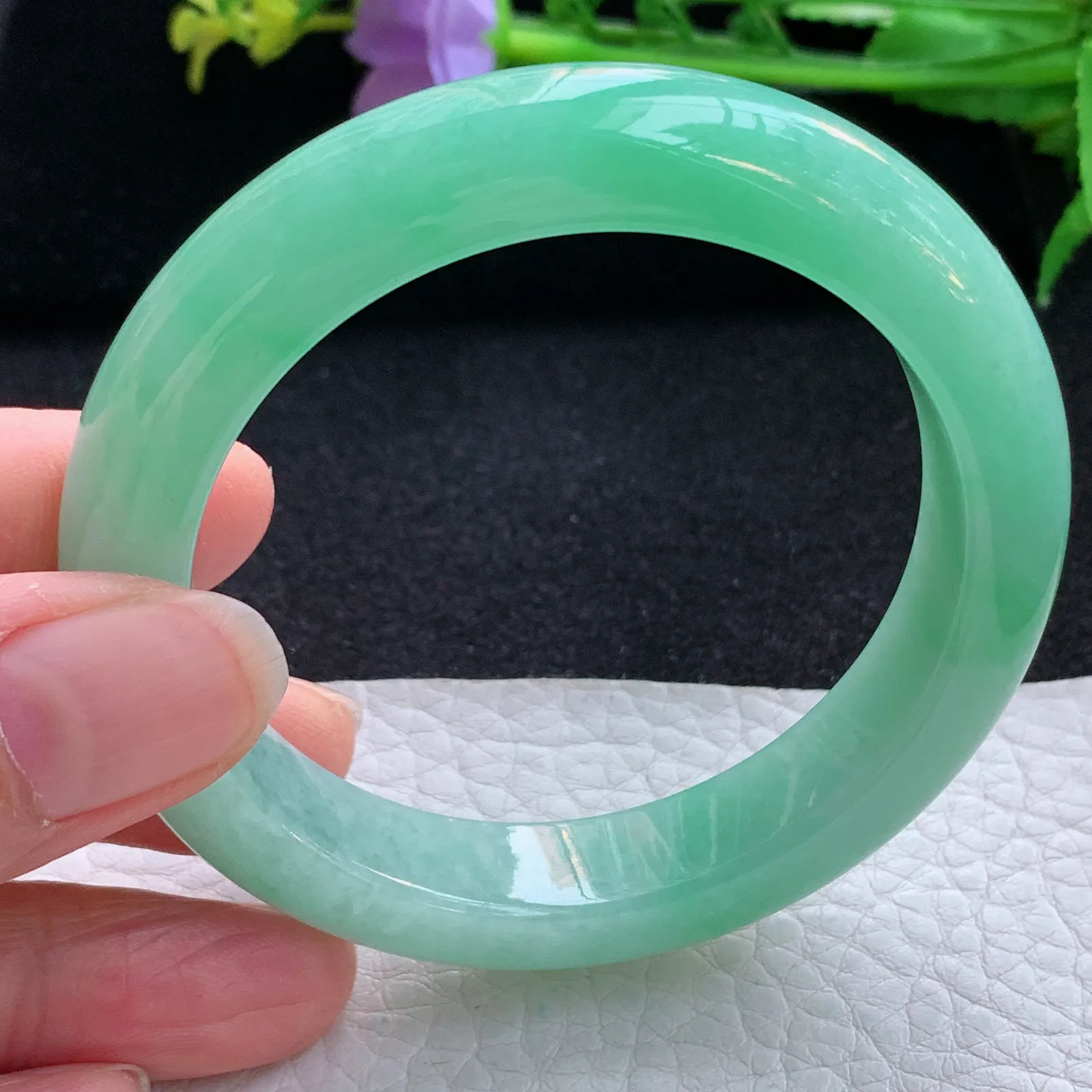 js小圈口53*11.8*9平安镯 翡翠a货玉手镯冰胶满绿宽边珠宝玉手环