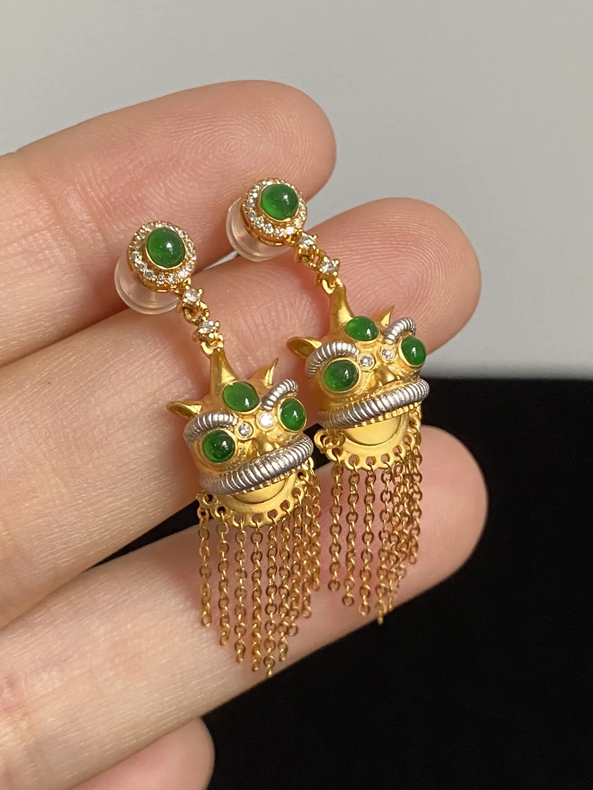 翡翠耳坠，印记：G18K,伴钻石