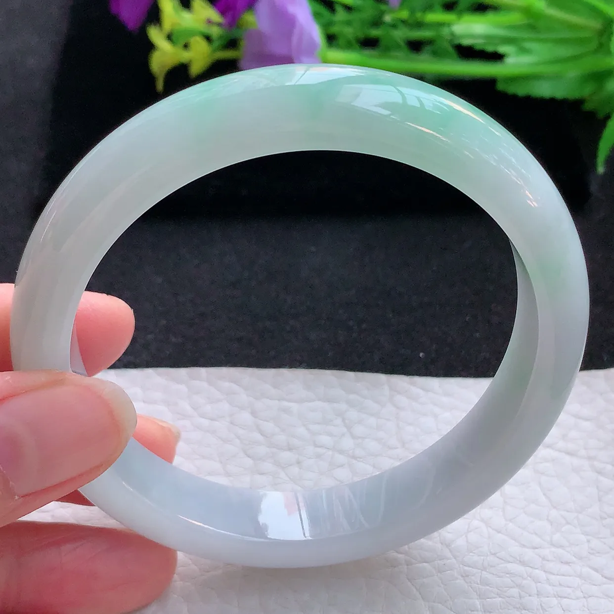 zjf大圈口63*12.5*8.5平安镯 翡翠a货玉手镯清新飘绿宽边珠宝玉手环