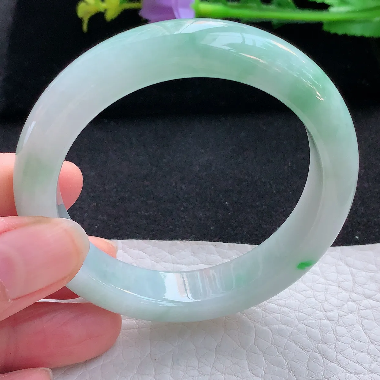 zjf小圈口52.5*12.5*8.3平安镯 翡翠a货玉手镯清新飘绿宽边珠宝玉手环