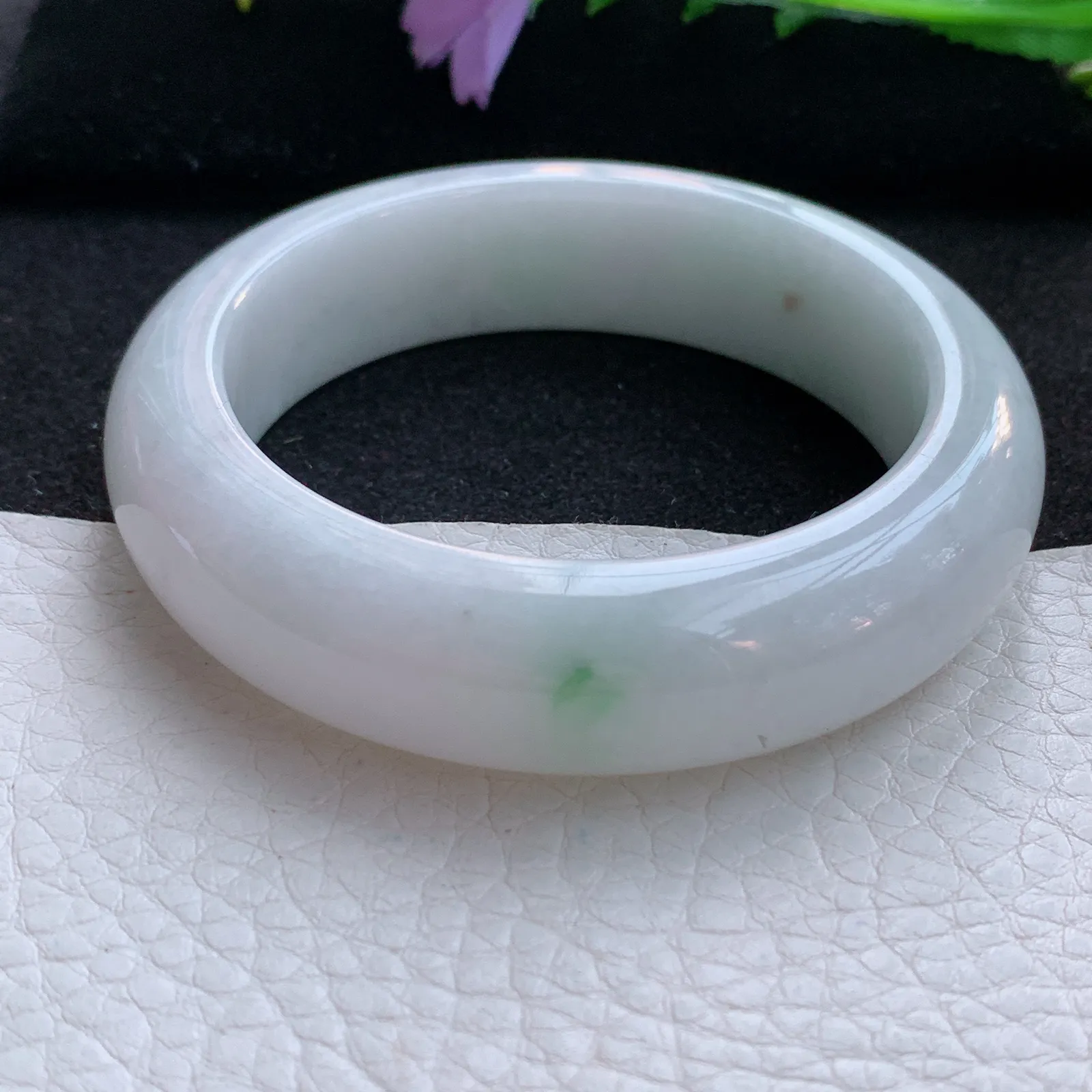 z自然光53.8*15.3*9.3轮胎镯 翡翠a货玉手镯飘花厚装宽边珠宝玉手环