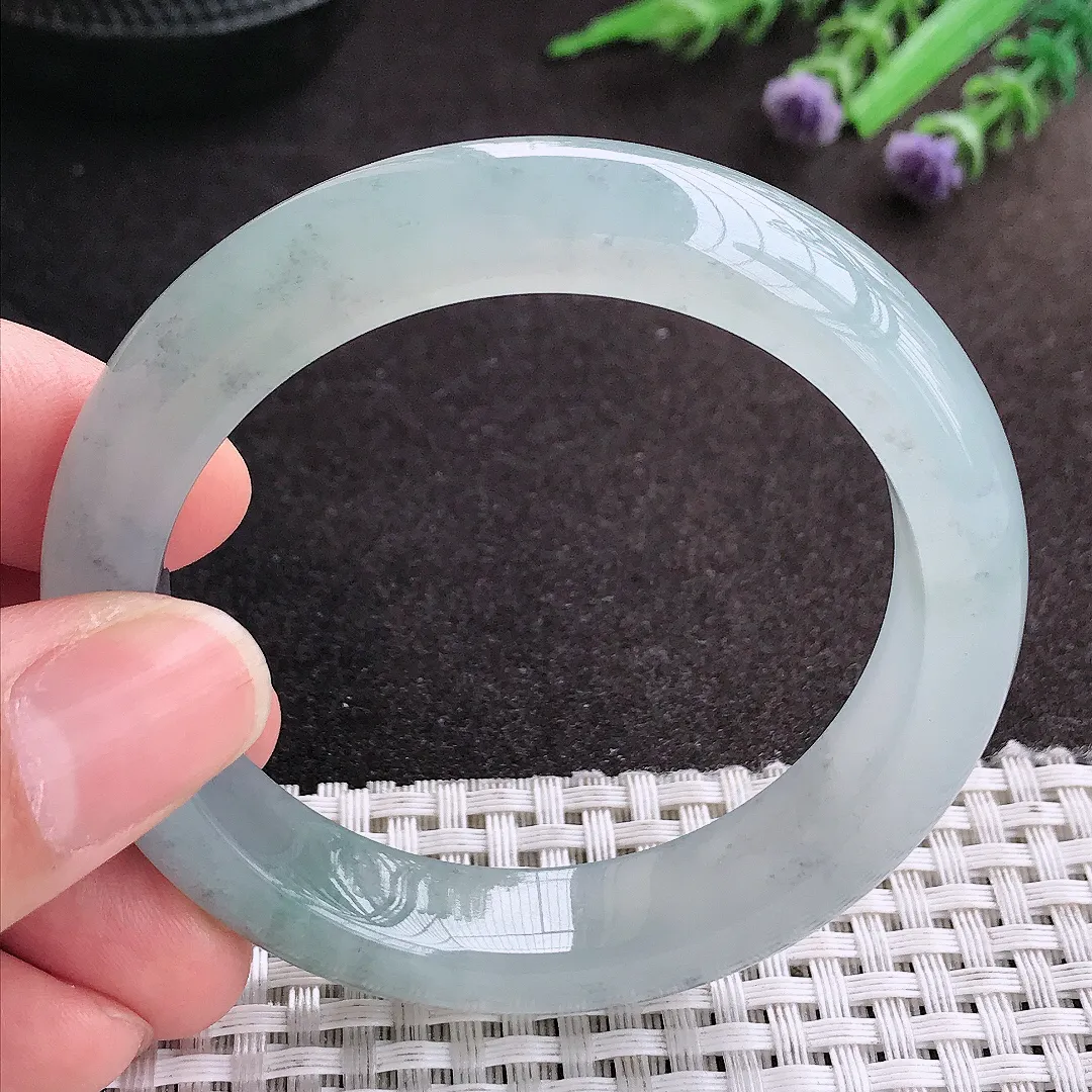 天然A货翡翠53/12.4/8.3老坑冰胶果冻特色飘花手镯宽边玉镯