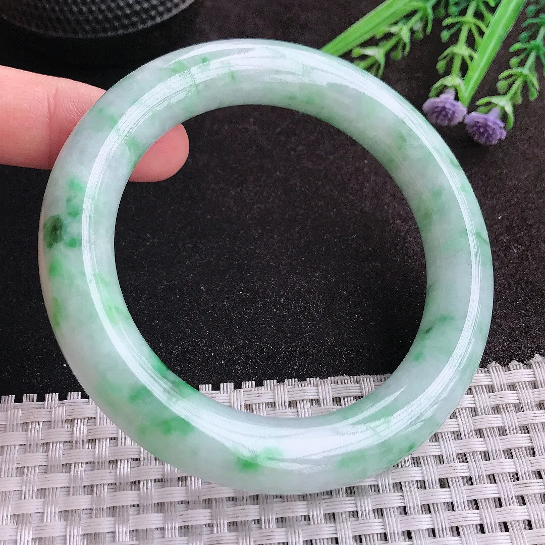 天然A货翡翠59/12.2老坑精美温润飘绿胖圆条手镯玉镯