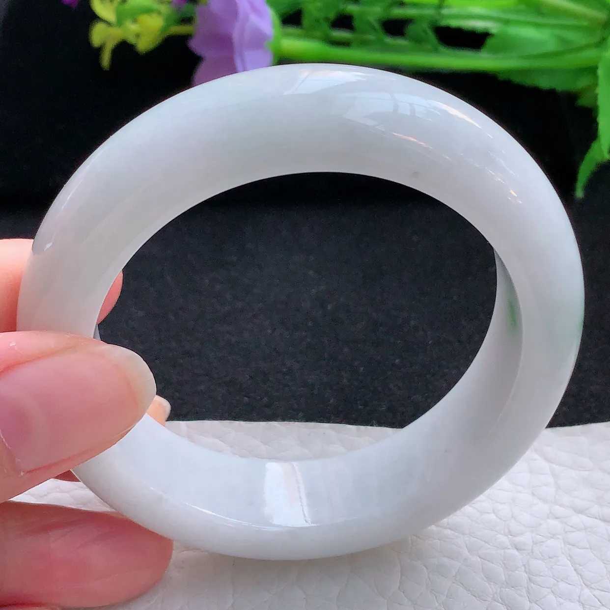 z自然光53.8*15.3*9.3轮胎镯 翡翠a货玉手镯飘花厚装宽边珠宝玉手环