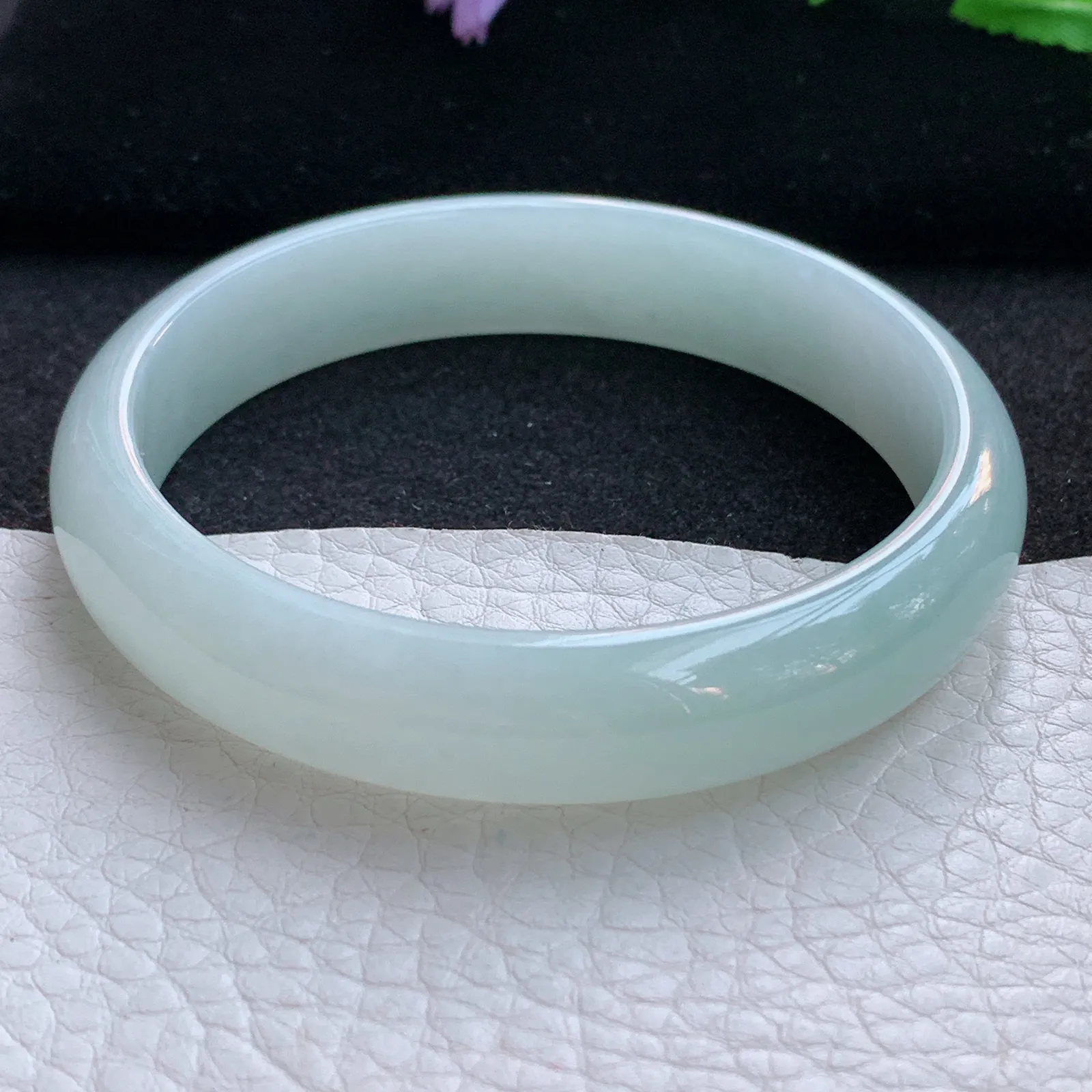 nr自然光59.5*12:6*6.7平安镯 翡翠a货玉手镯浅绿宽边珠宝玉手环