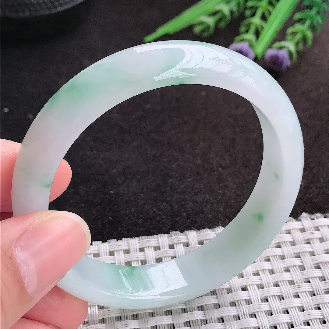 天然A货翡翠55/13.5/7.2老坑秀气冰曲目起胶飘花手镯宽边玉镯
